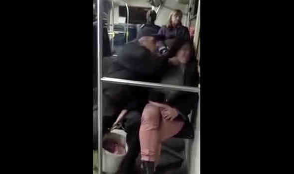 Ivre, il agresse violemment deux policières en civil dans le bus du Havre