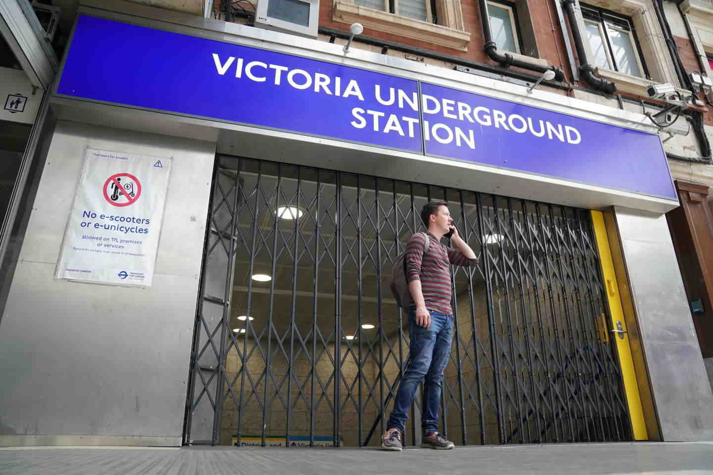 Royaume-Uni : le métro de Londres est quasiment à l'arrêt en raison de la grève